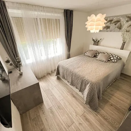 Designer Mavi Centre Close To